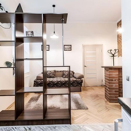 לבוב Cozy Apartments In The City Centre מראה חיצוני תמונה